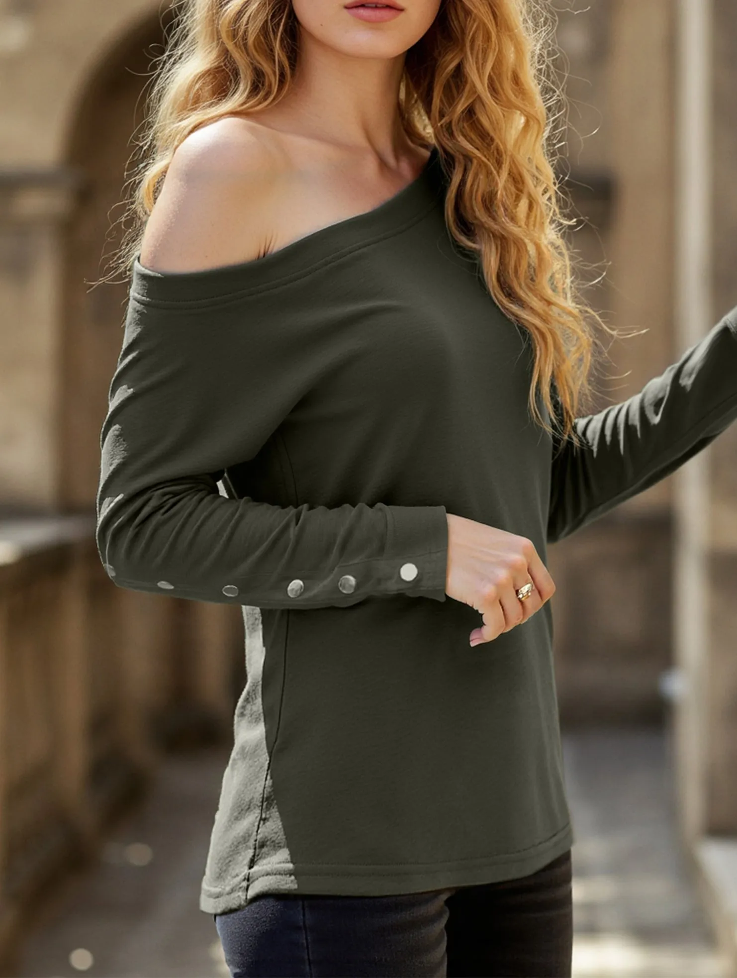 Relaxed Look CrewNeck Long-sleeved pullover T-shirt