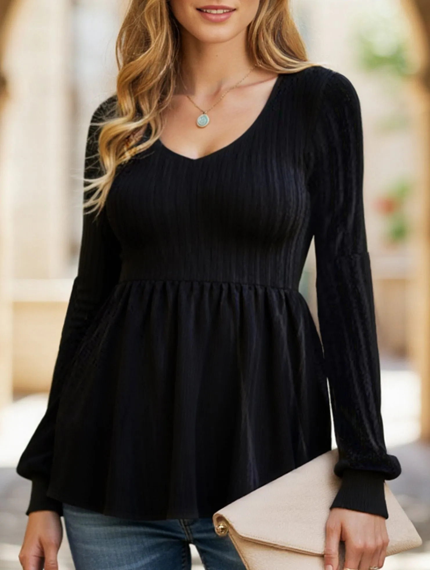 Loose and slim round neck oversized T-shirt RibbedTrims ArticulatedElbowShaping