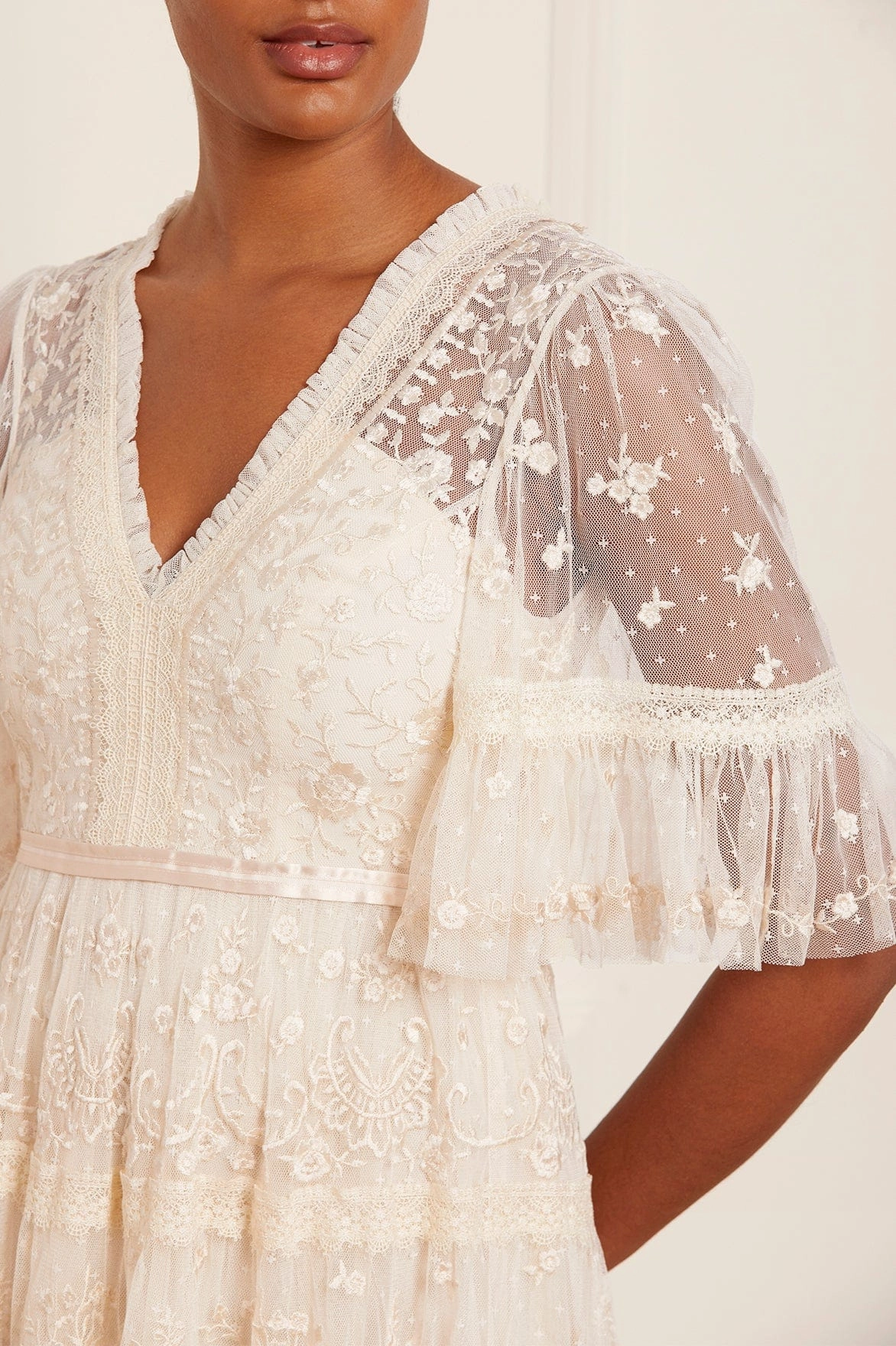 Calm Touch Lottie Lace Gown