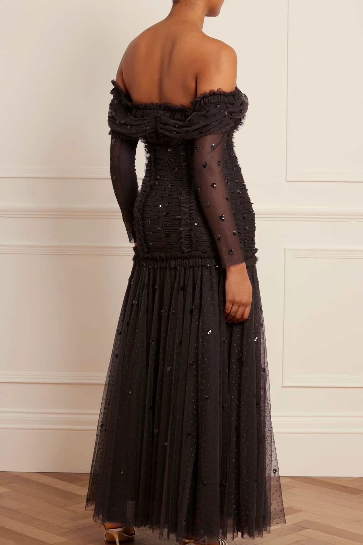 Love Heart Rouched Off-Shoulder Gown Sharp Fit