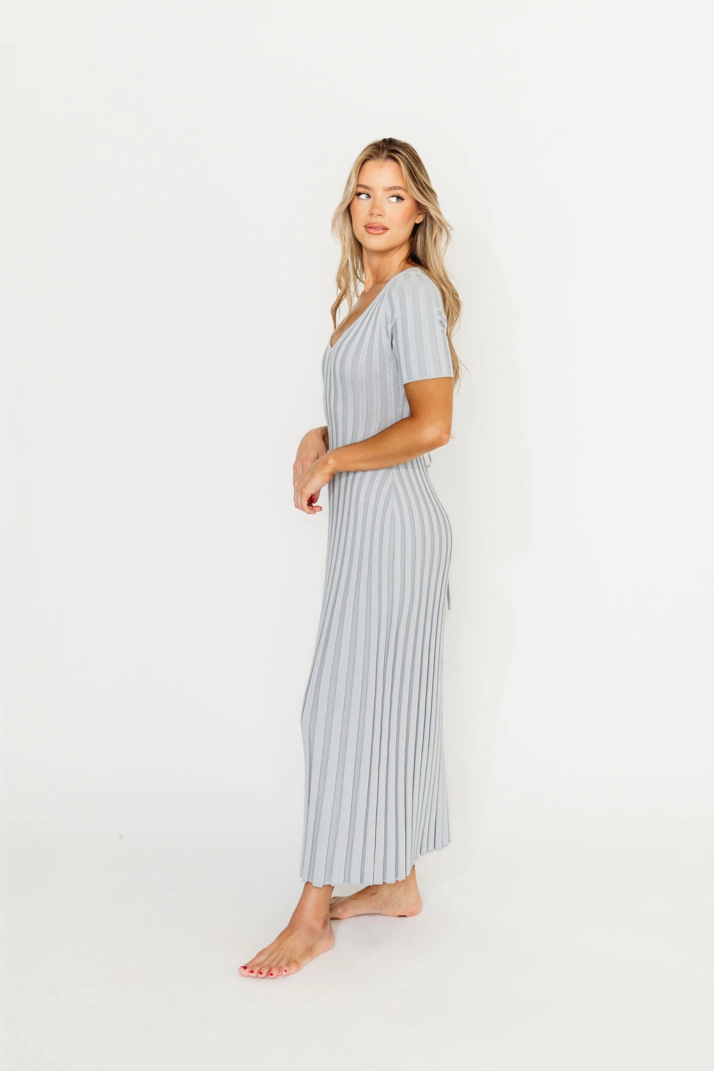 Shiny surface Oakley Ribbed Maxi Dress in Light Blue - Bump Friendly *Final-Sale*