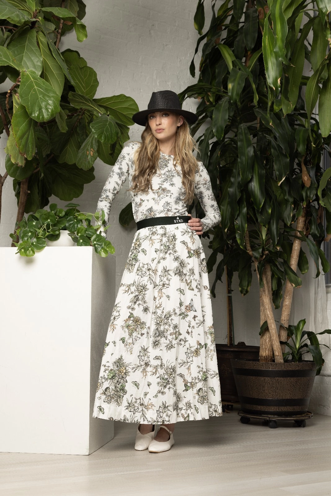 Chic Tee Multi Pocket Configuration Lyne Tee