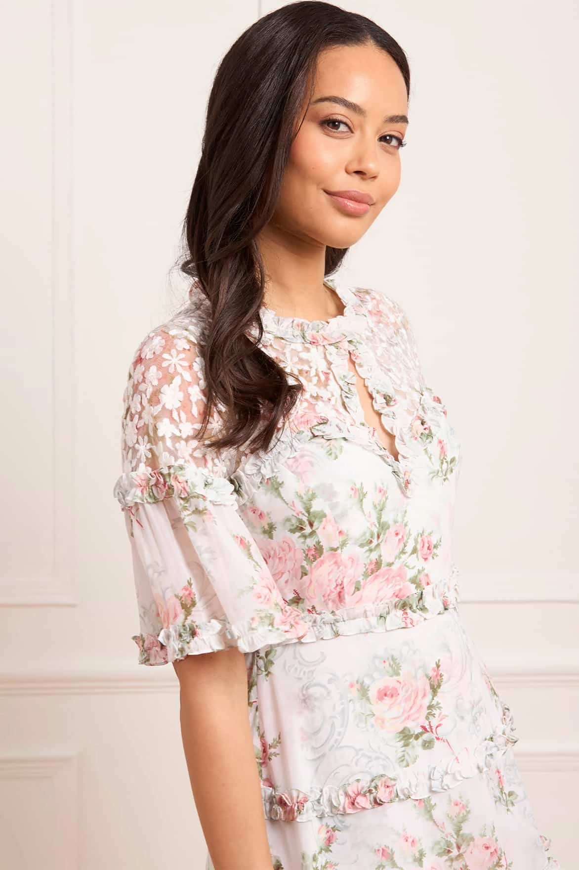 Street Edge Madame Rose Carla Chiffon Ankle Gown