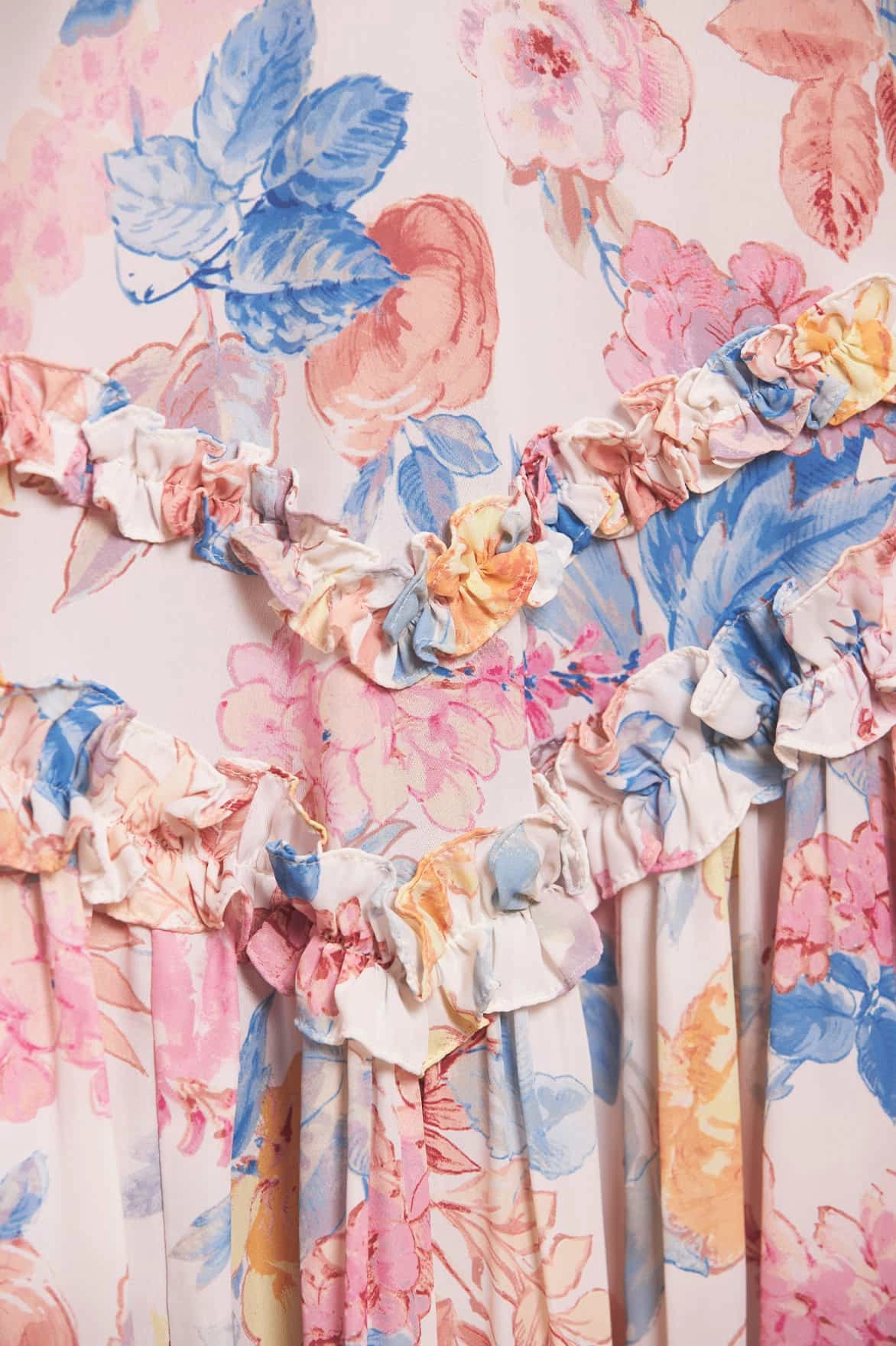 City Layering Mariannes Floral Satin V-Neck Ballerina Dress