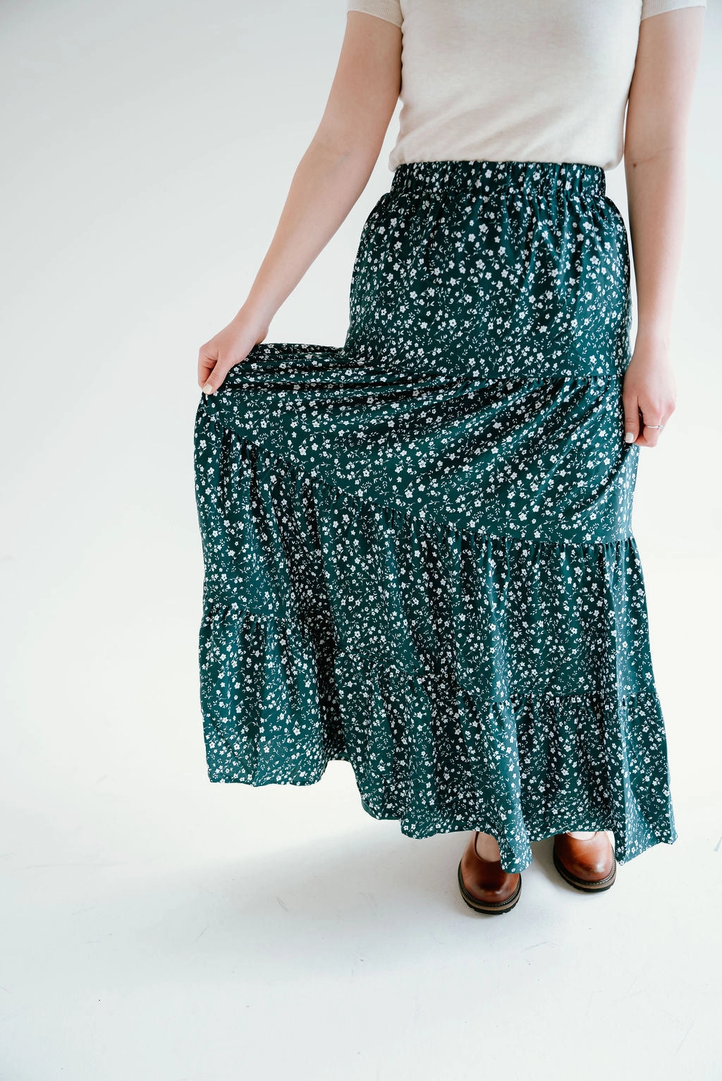 Mary Skirt light feel