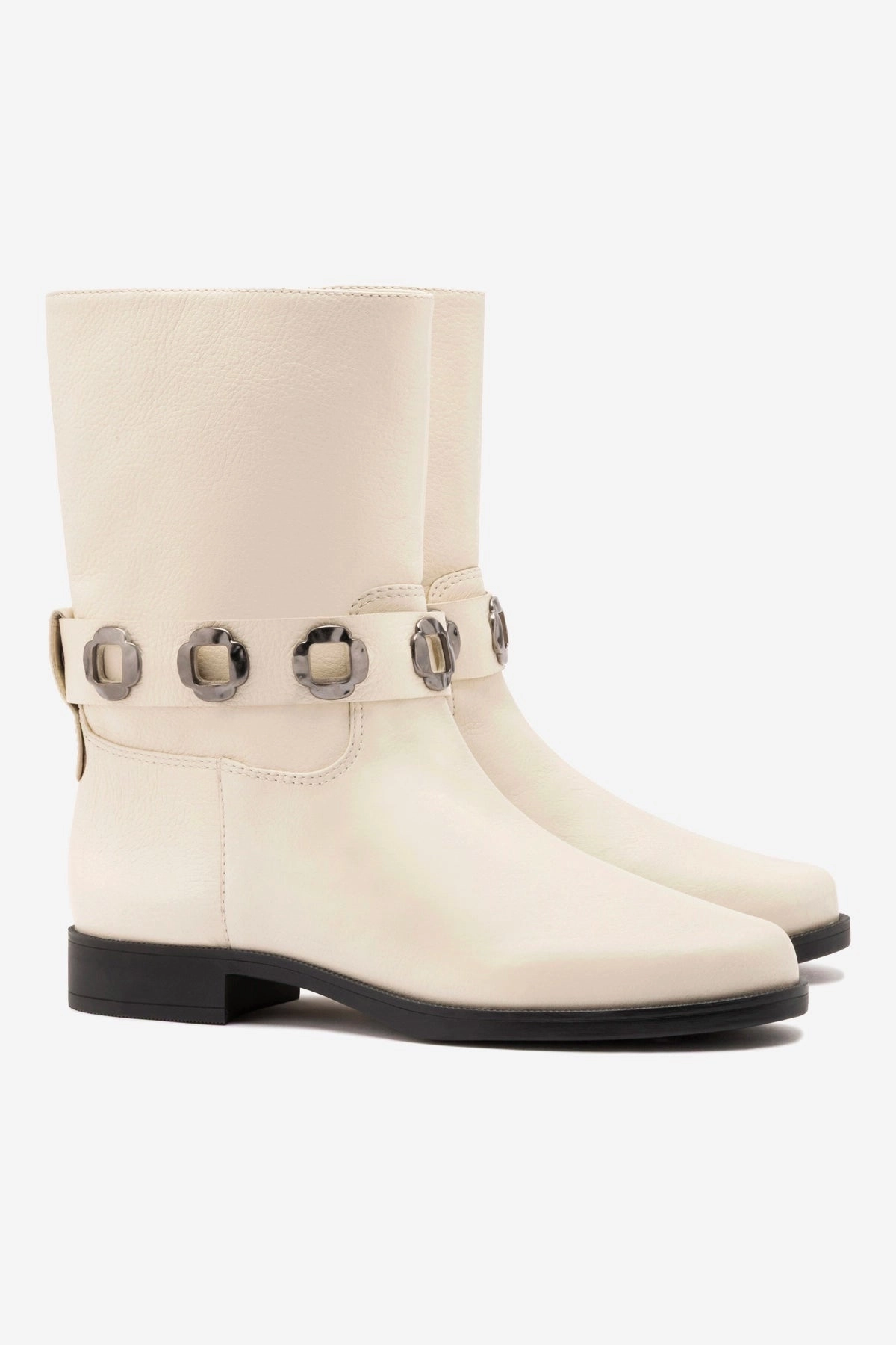 Milan Flat Bootie In Ivory Leather Short Trip