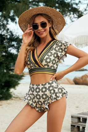 PATTERNED TWO PIECE BEACH WEAR SWIMSUIT Workout Apparel DoubleLayered