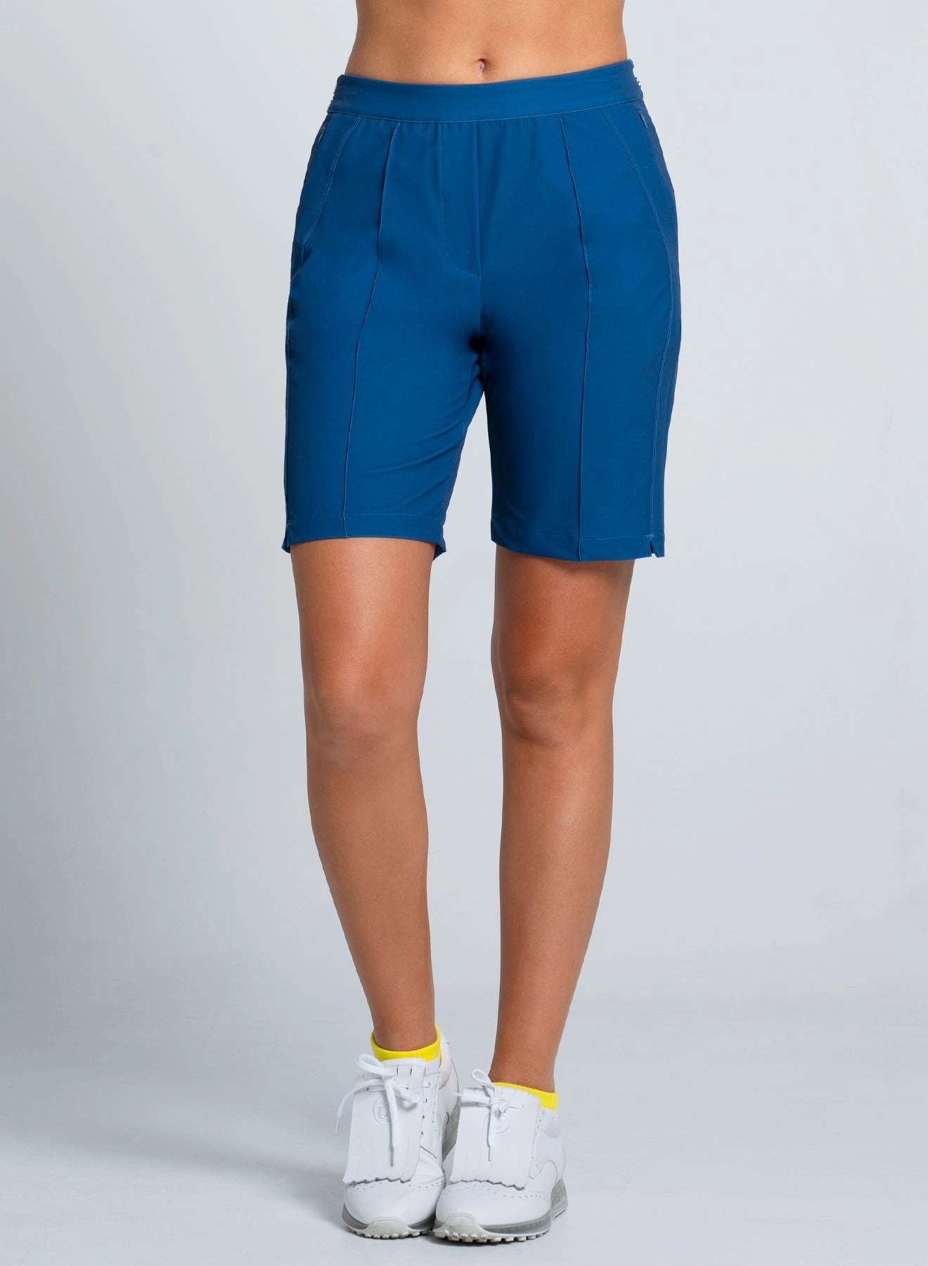 Adaptive Waistband Active Blouse Steel Cut Short