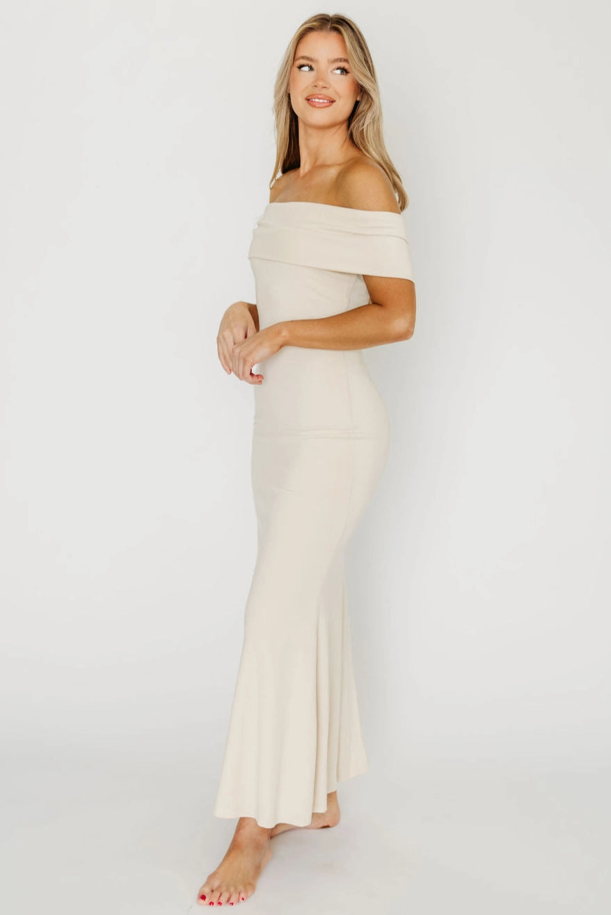 museum visit Monroe Maxi Dress in Ivory - Bump Friendly