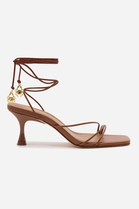 Nadia Sandal In Caramel Leather Low Impact Landing Design