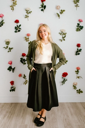 Cozy Outfit Shelby Skirt Black