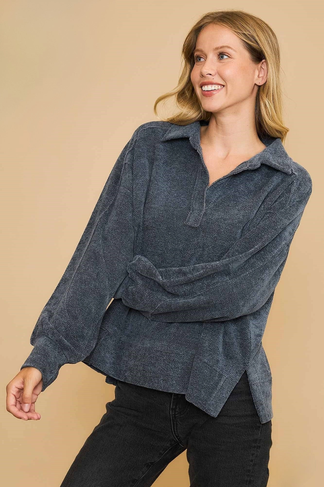 AbrasionResistant Surface Loose Fit Chenille Sweatshirt in Dark Grey