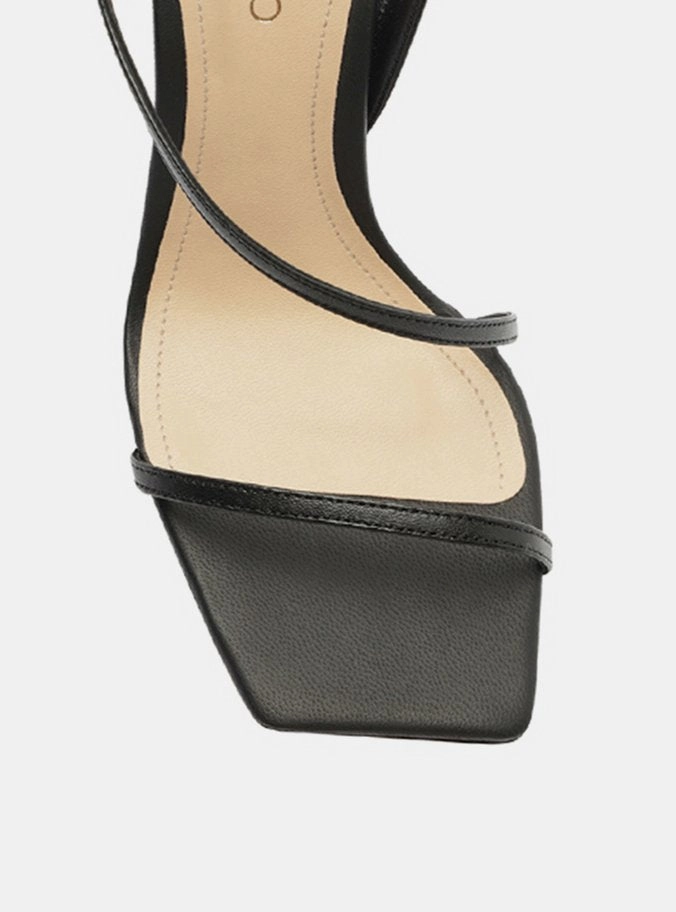 Relax Fit Blake Leather Geometric Sandal