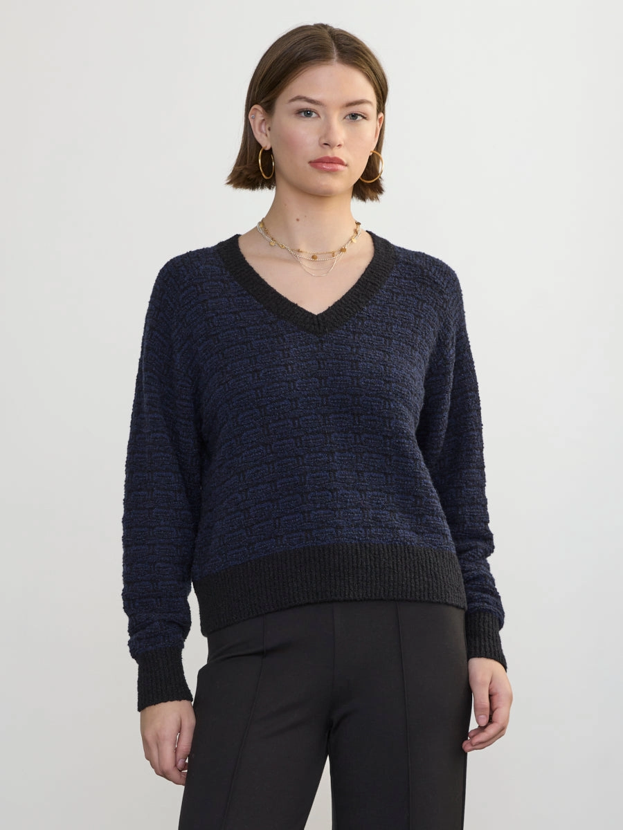 JACQUARD VEE StretchComfortDesign Airflow Optimized Weave