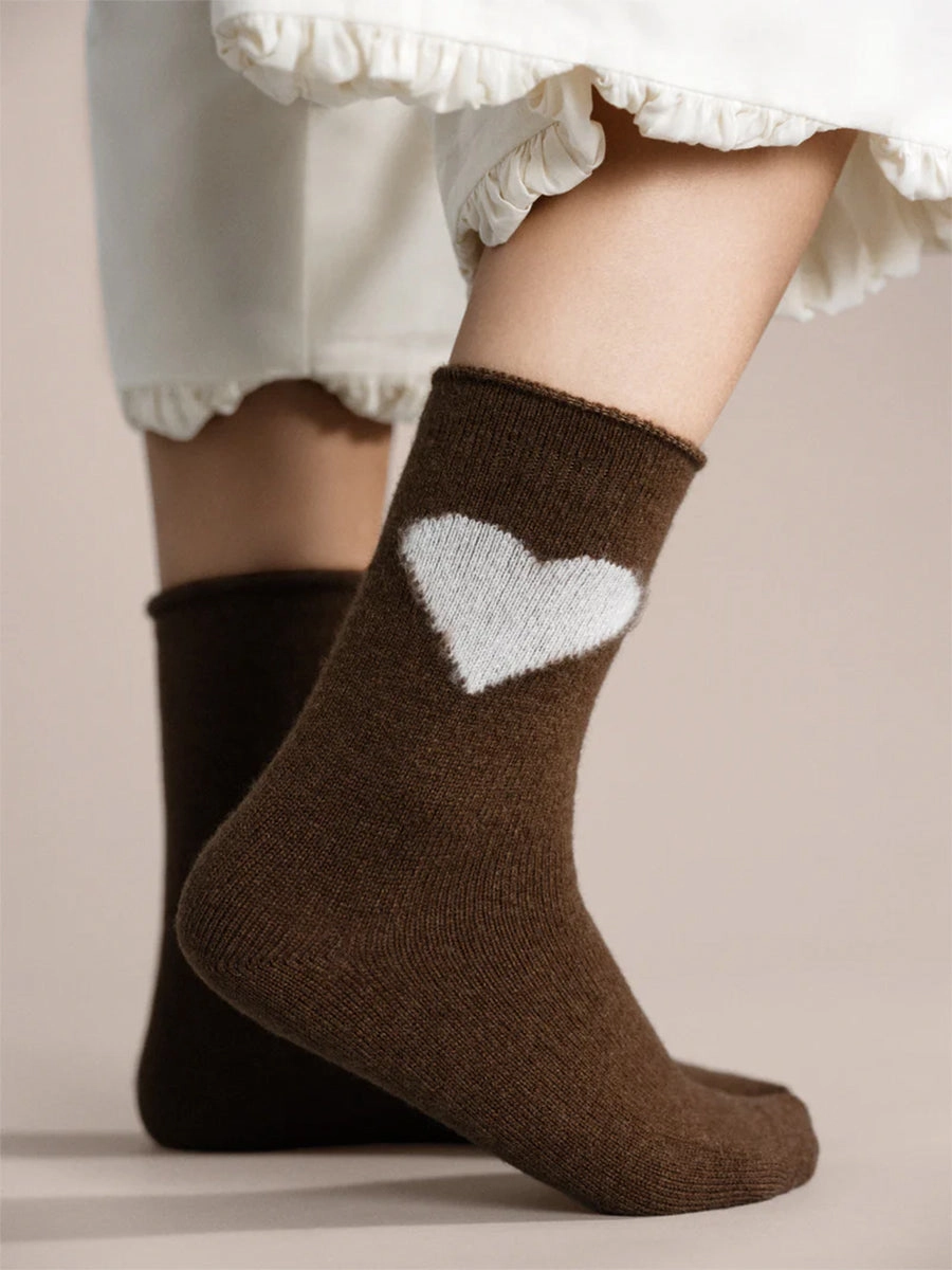 LOVE CASHMERE CREW SOCK LayeredNeckline
