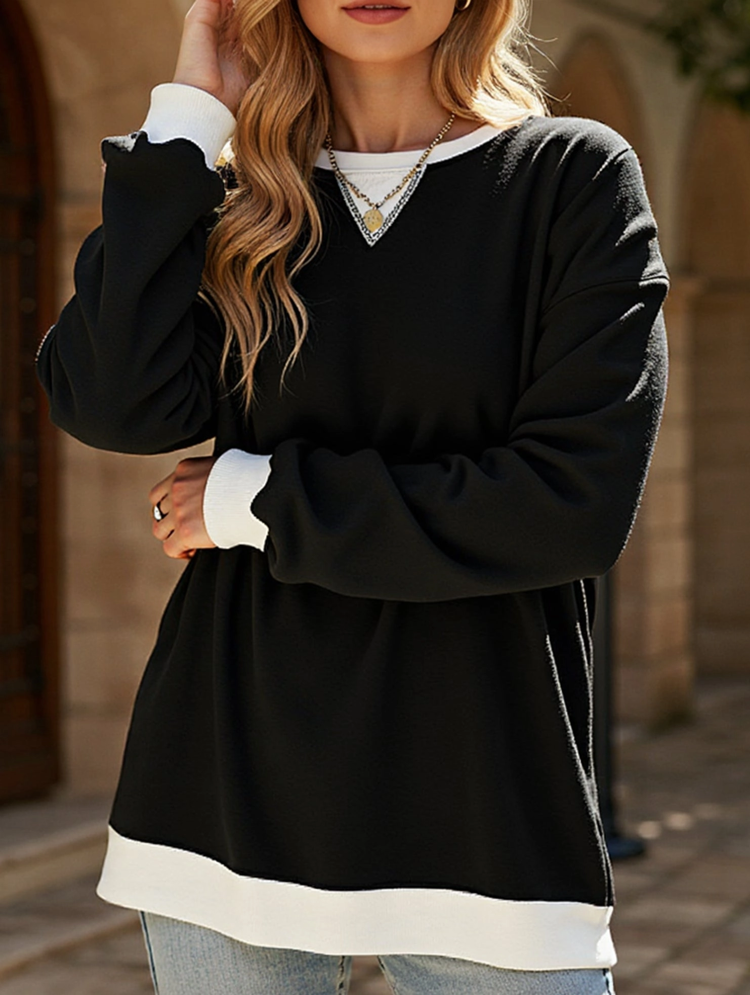 Contrast color splicing round neck sweater Layered Hem Reinforcement Wrinkle Resistant Textile