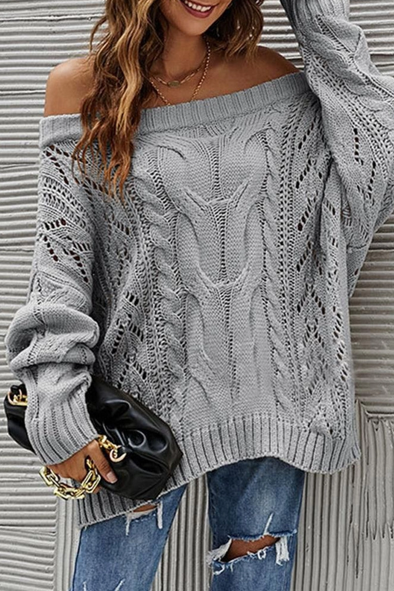 Soft Touch Texture DoubleLayered Neckline OFF SHOULDER CABLE CHUNKY KNIT OVERSIZED SWEATER??100% ACRYLIC??SIZE S(2)-M(2)-L(2)-XL(2)??MADE IN CHINA??WOMEN BLAZER