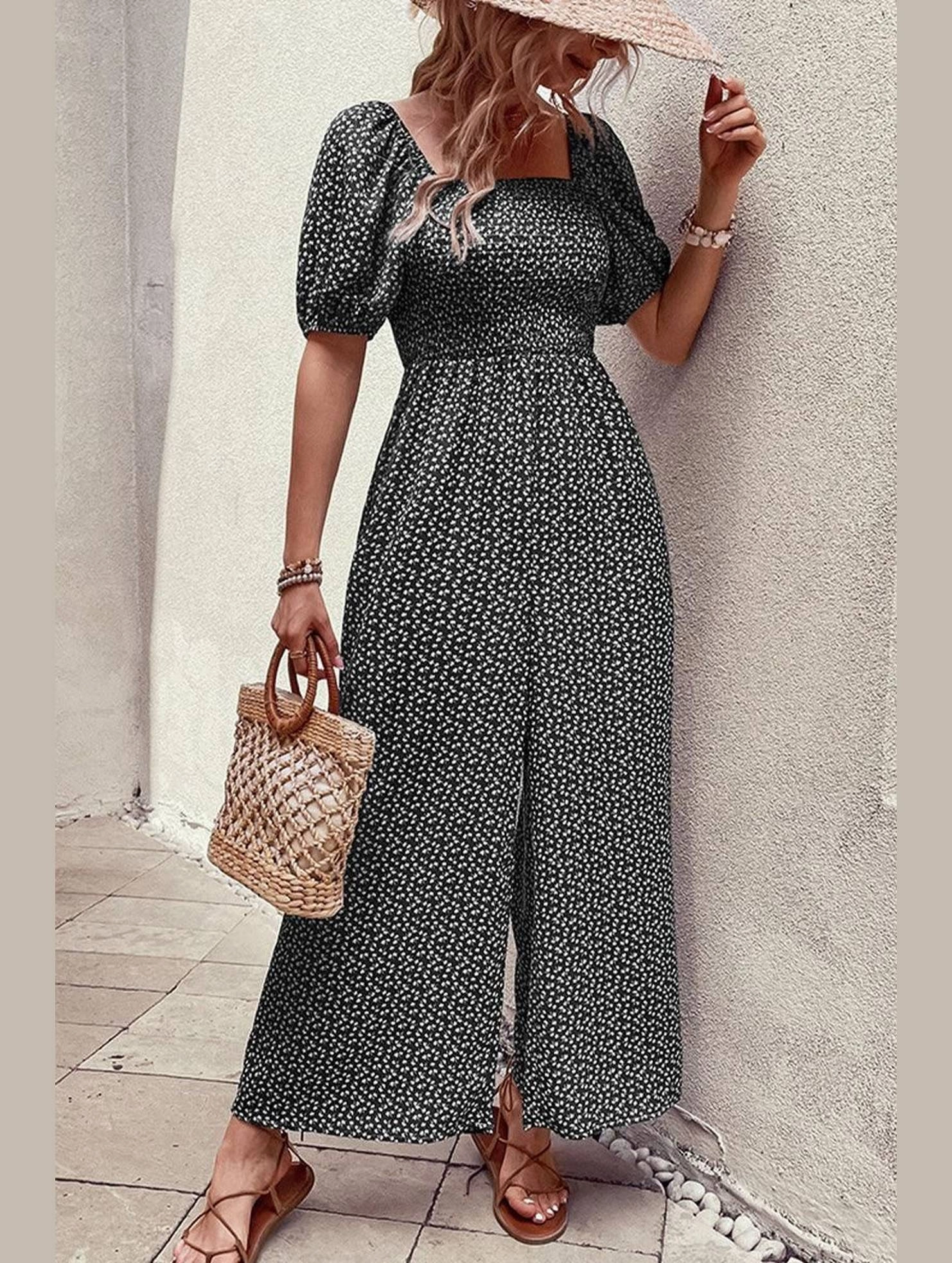 SQUARED NECK FLORAL LOOSE FIT JUMPSUIT Dynamic Friends Festival Wedding