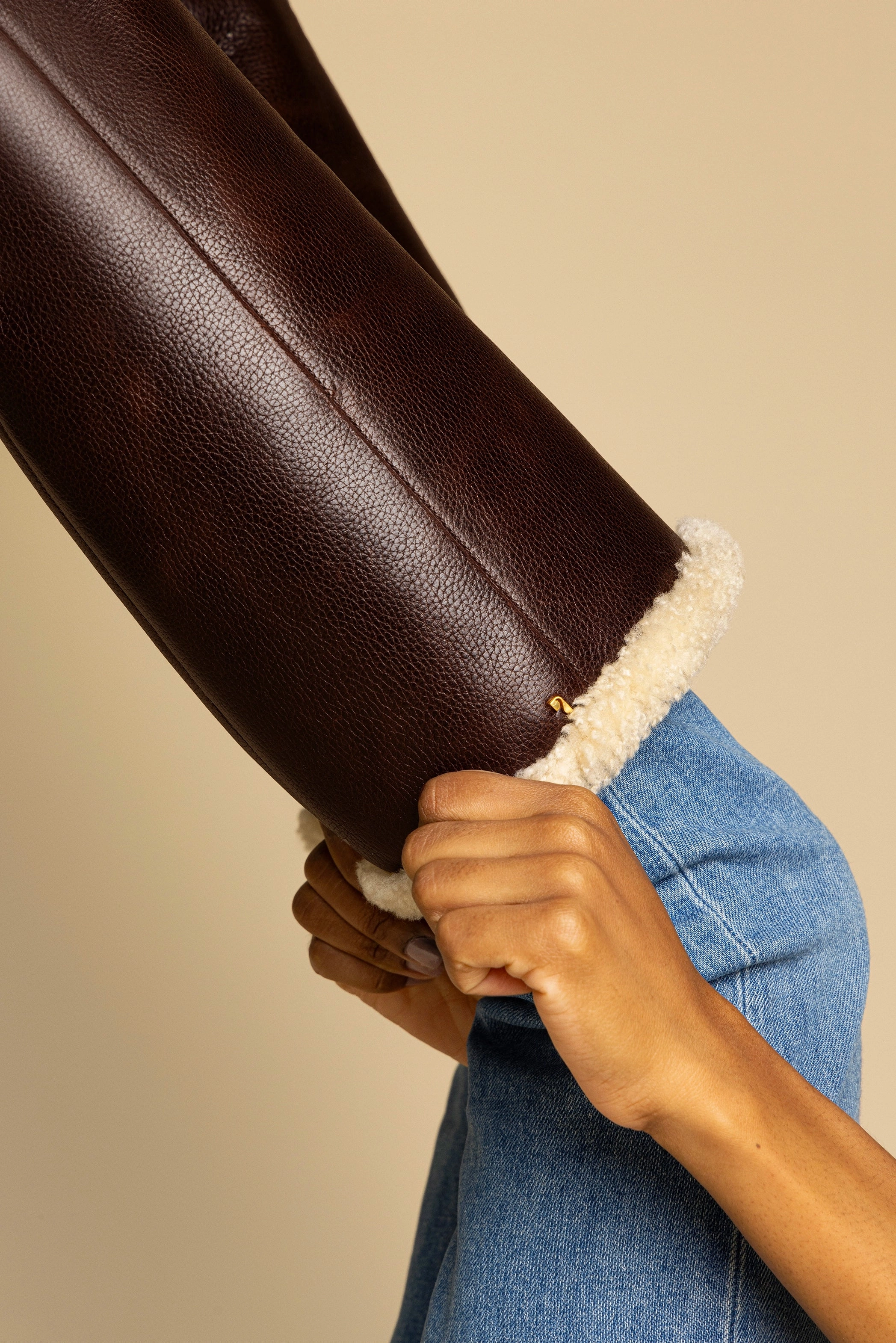 Anne Lugsole Boot In Brown Leather And Natural Shearling Seamless Interior Ergonomic Shape