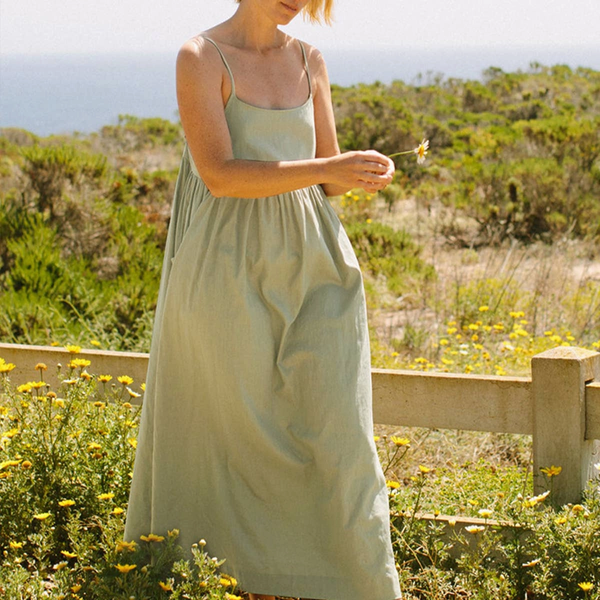 Fashion Option MultiPurposePockets COTTON SLIP DRESS WITH LARGE POCKETS_CWDMD2171