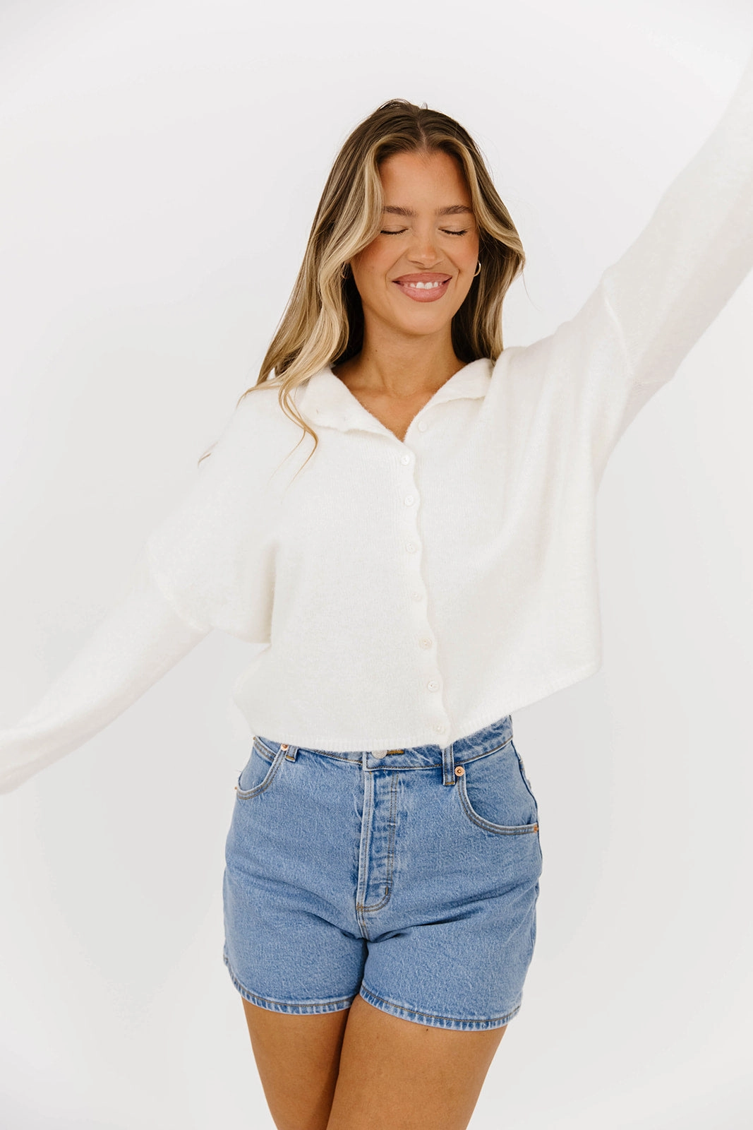 ReinforcedShoulders Piper Cardigan in Snow