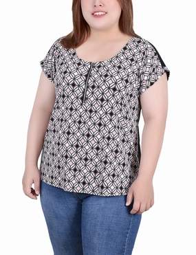 FlexibleSole MoistureWickingMaterial Plus Size Short Sleeve 1/2 Zip Knit Top