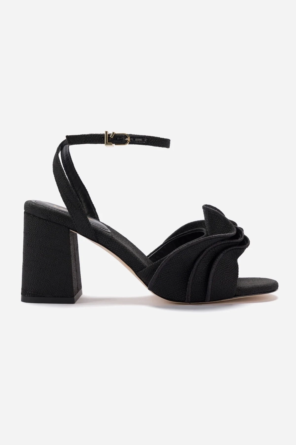 Selena Ruffle Sandal In Black Raffia Marathon Fit