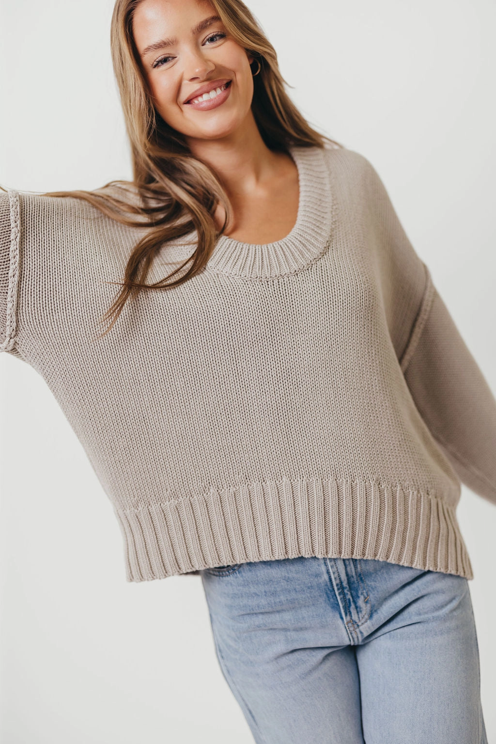 ErgonomicSleeves Yarn Dyed Fabric Lola 100% Cotton Scoop Neck Drop Shoulder Knit Sweater in Grey