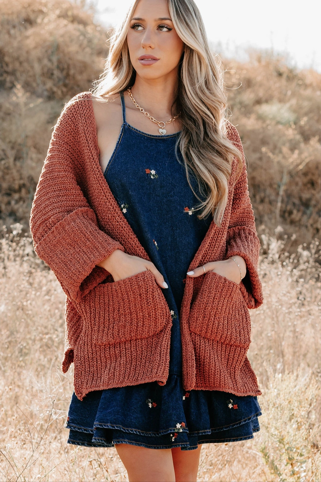 Moisture Wicking Technology LowMaintenance Quiet Times Cuffed Sleeve POL Cardigan (Brick)