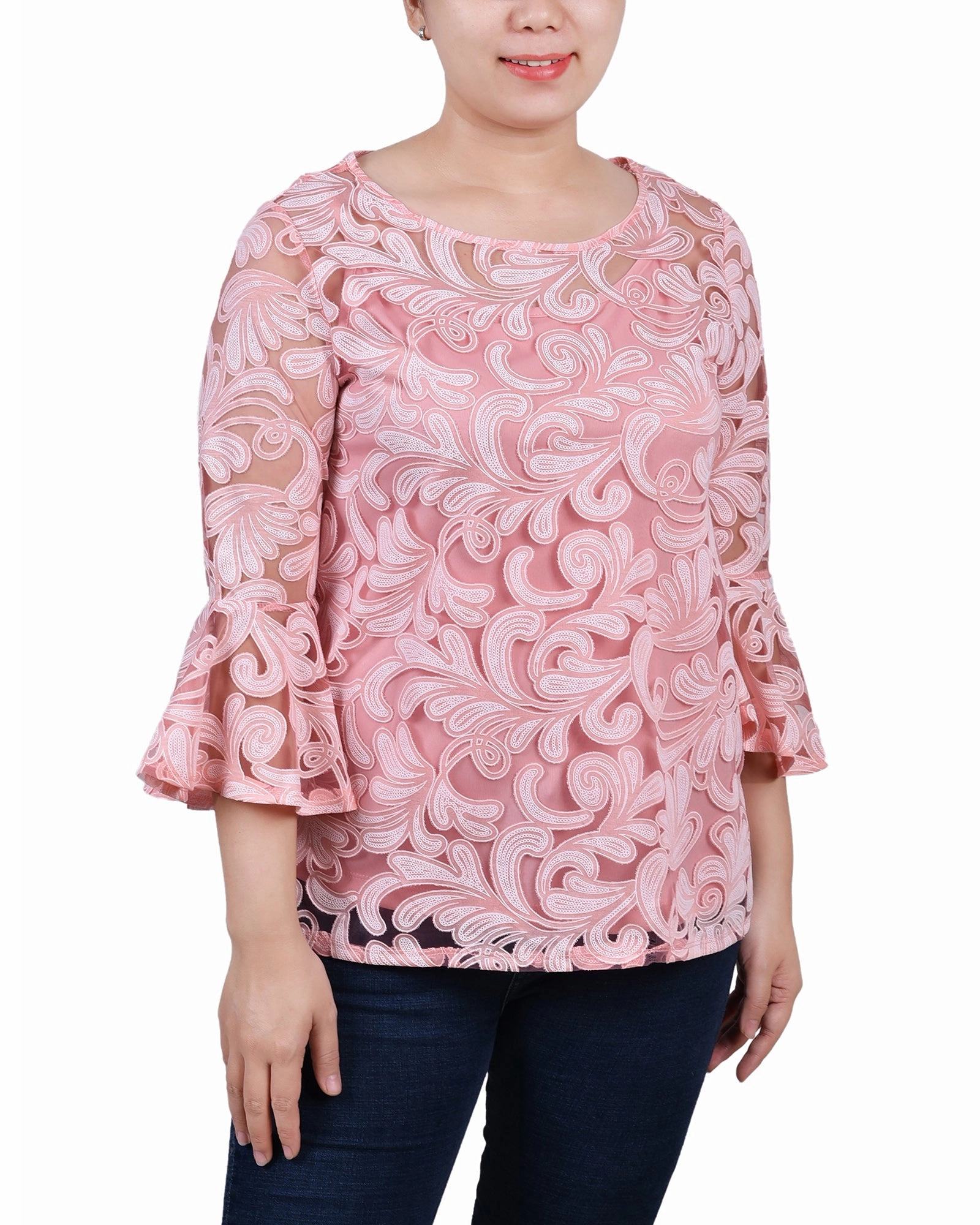 Casual Fit Minimalist Styling 3/4 Sleeve Burnout Top With Matching Camisole