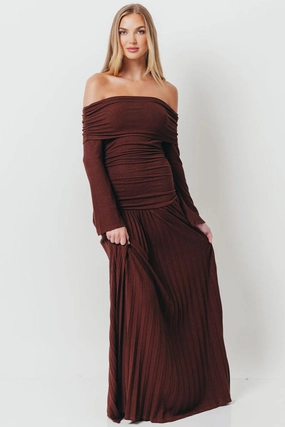 Lennox Long Sleeve Maxi Dress in Brown Simple Elegance
