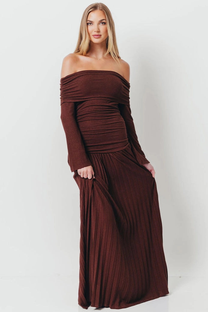 Lennox Long Sleeve Maxi Dress in Brown Simple Elegance
