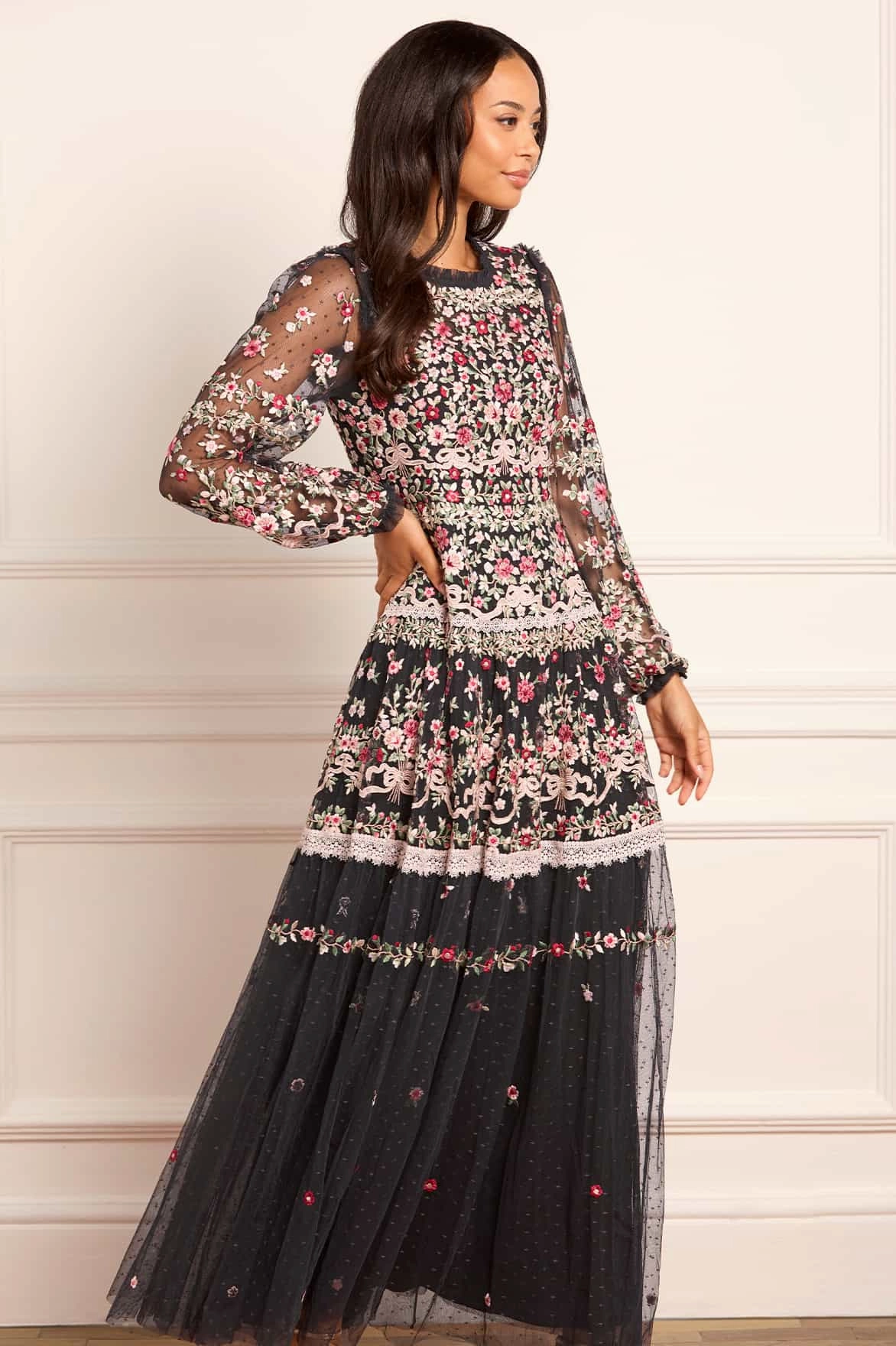 Autumn Essential Simple Fit Ribbon Bouquet Gown