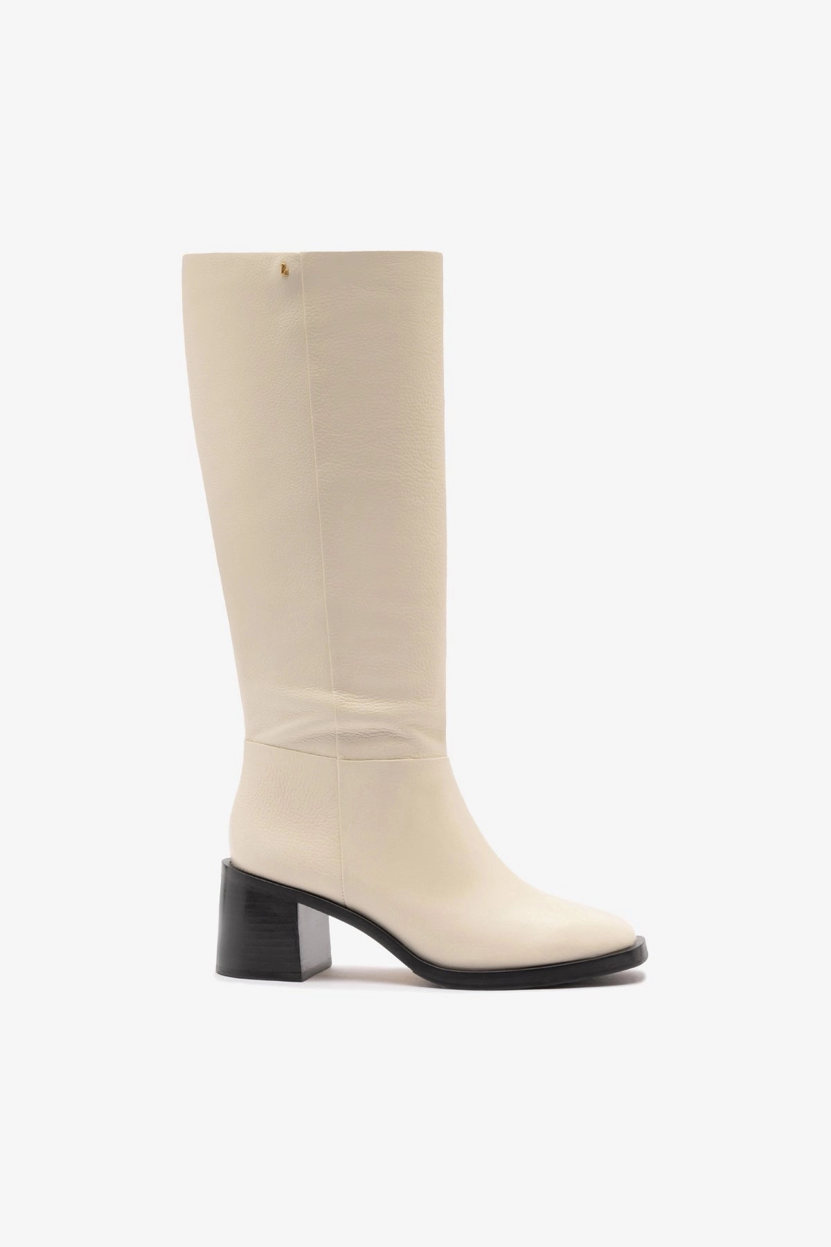 Stable Step Waterproof Outdoor Travel Ricky Boot In Ivory Leather