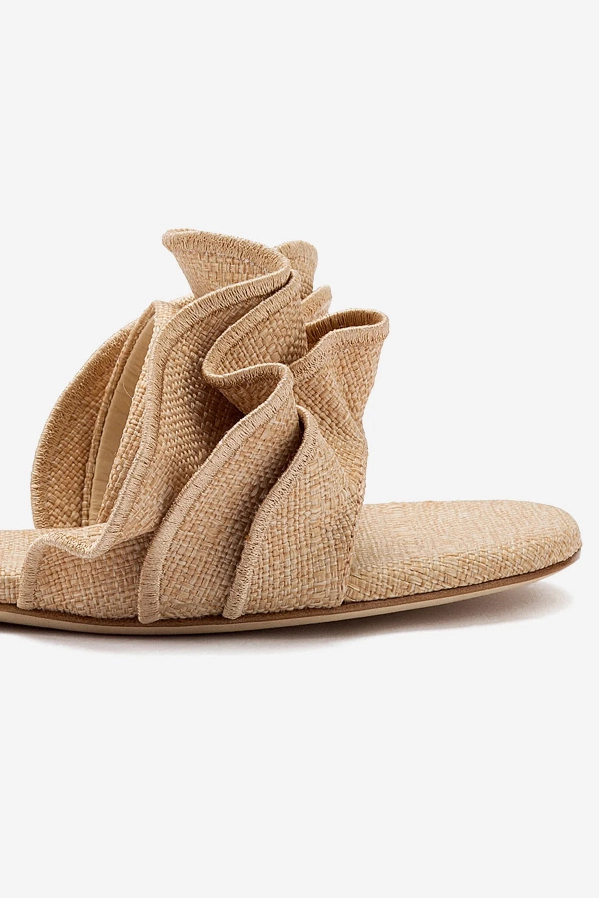 Ivy Ruffle Flat Mule In Beige Raffia Injury Safe