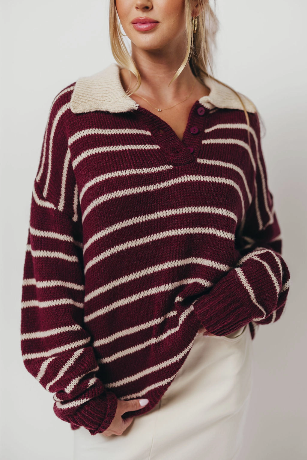NaturalFiberBlend FullCut Shoulder Rochelle Stripe Sweater with Contrast Collar in Burgundy