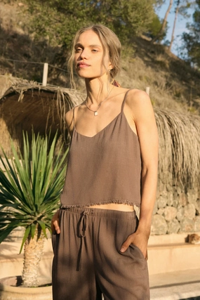 OdorResistant Coating Ribbed Collar Style Sabel Cropped Linen Tank by Z Supply