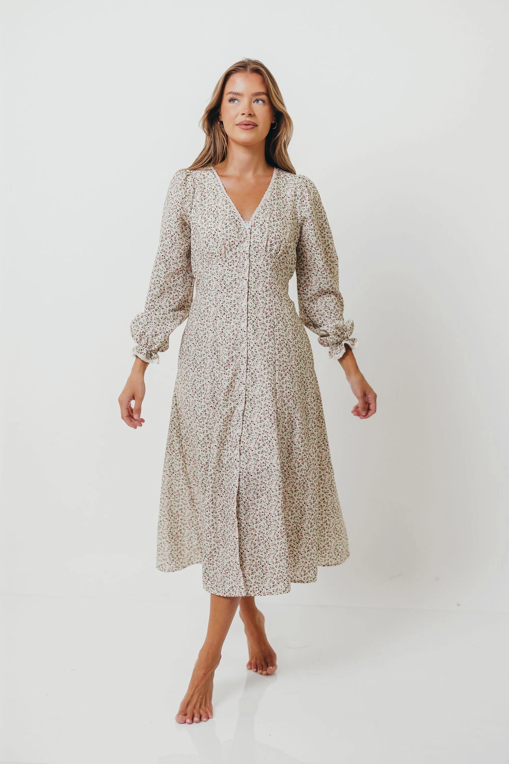 Cocktail-Party Sadie Floral Midi Dress in Vintage English Rose