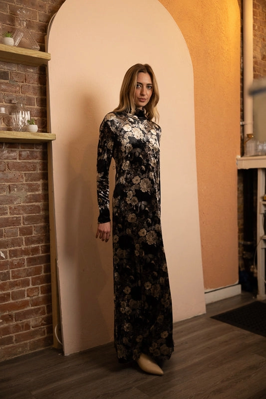 Clean Finish Miami Velvet Dress