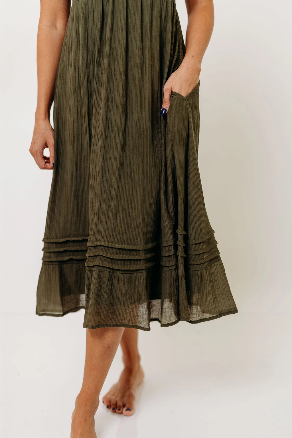 FadeResistantColor MoistureWickingTechnology Bronte Midi Dress in Calla Green