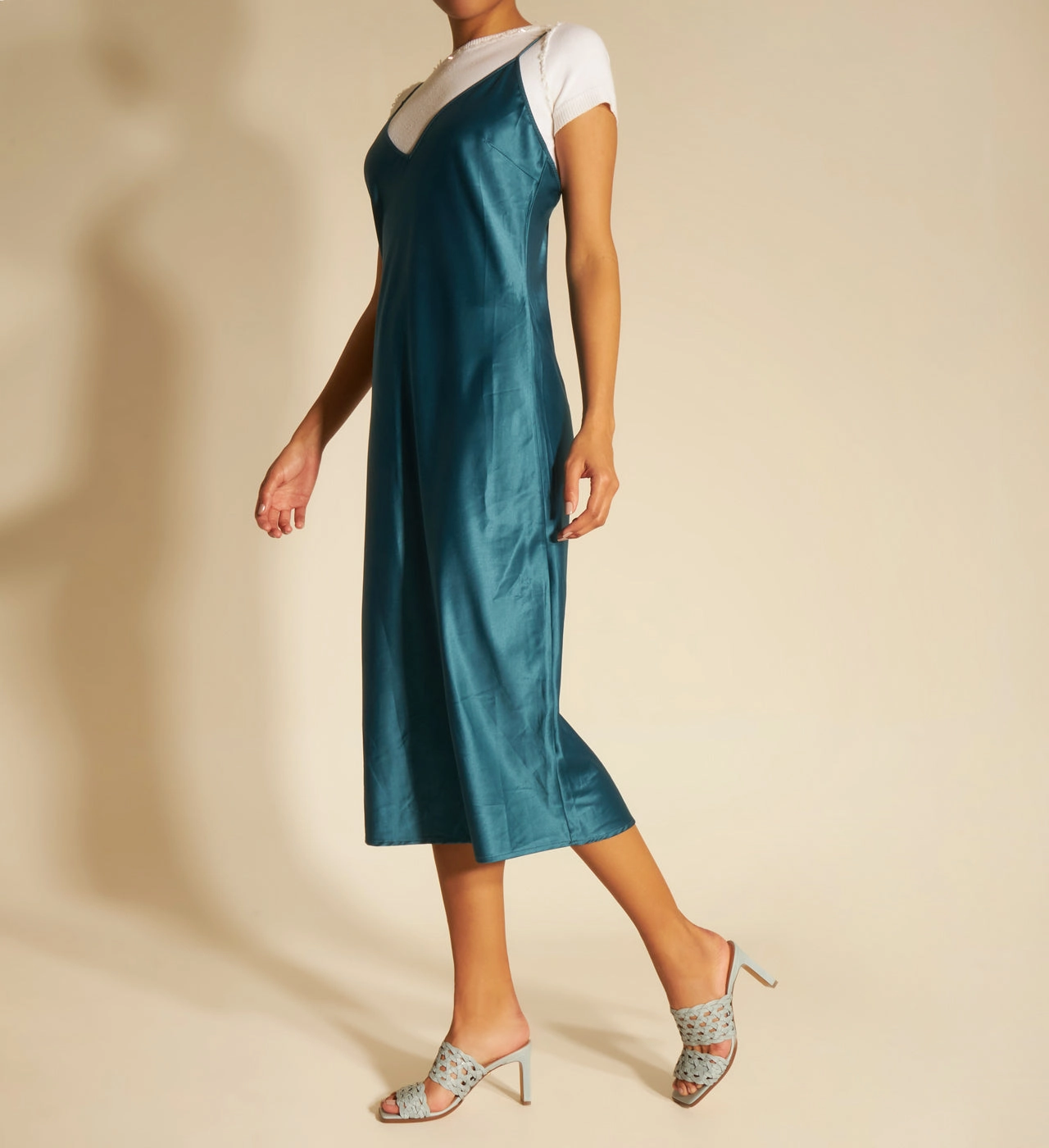 Janete Leather Sandal Stylish Flip-flops for Travel Smooth Walk