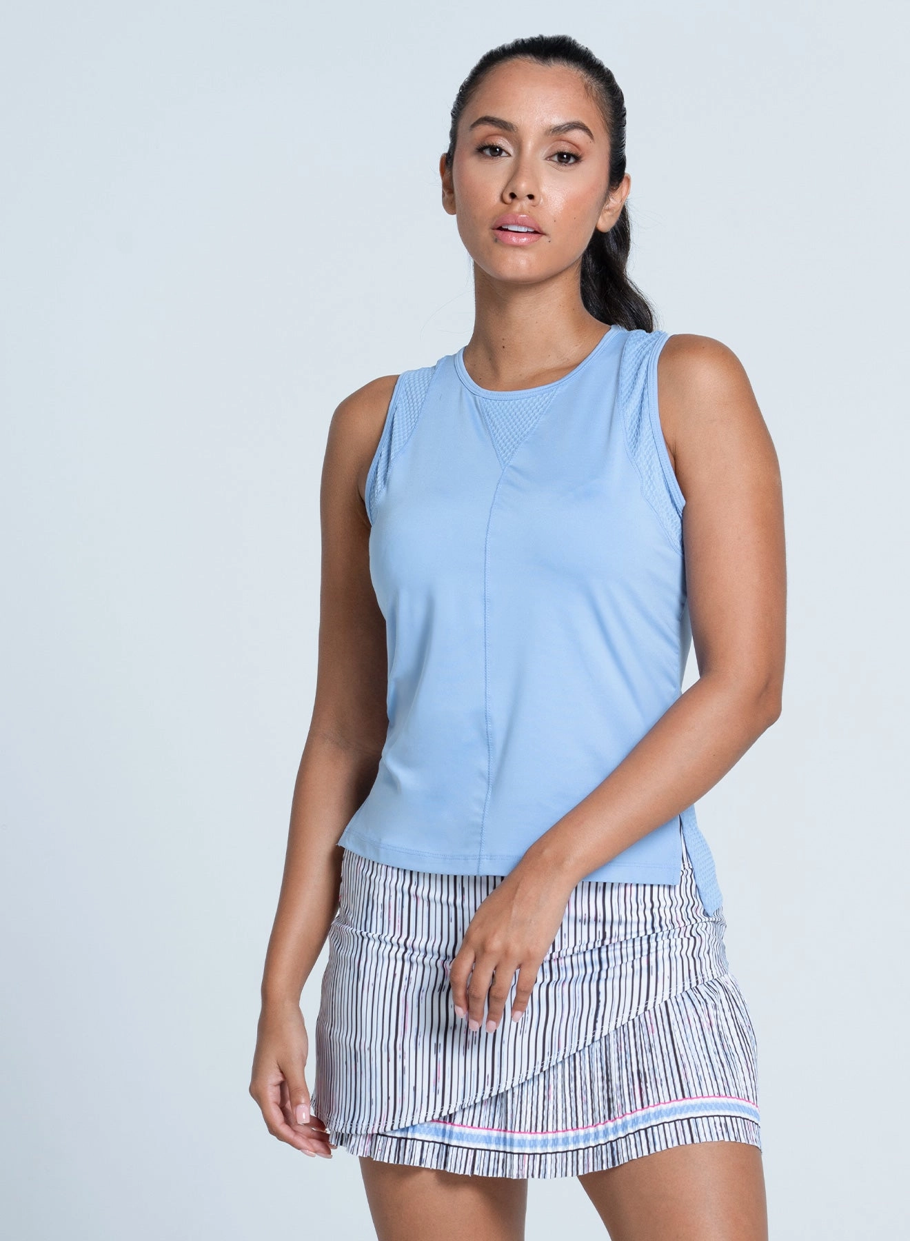 Serves Up Tank Breathable Ventilation