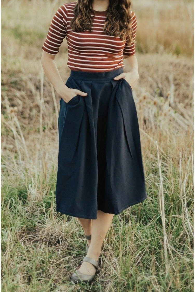Shelby Skirt Navy Classic Touch Linen blend