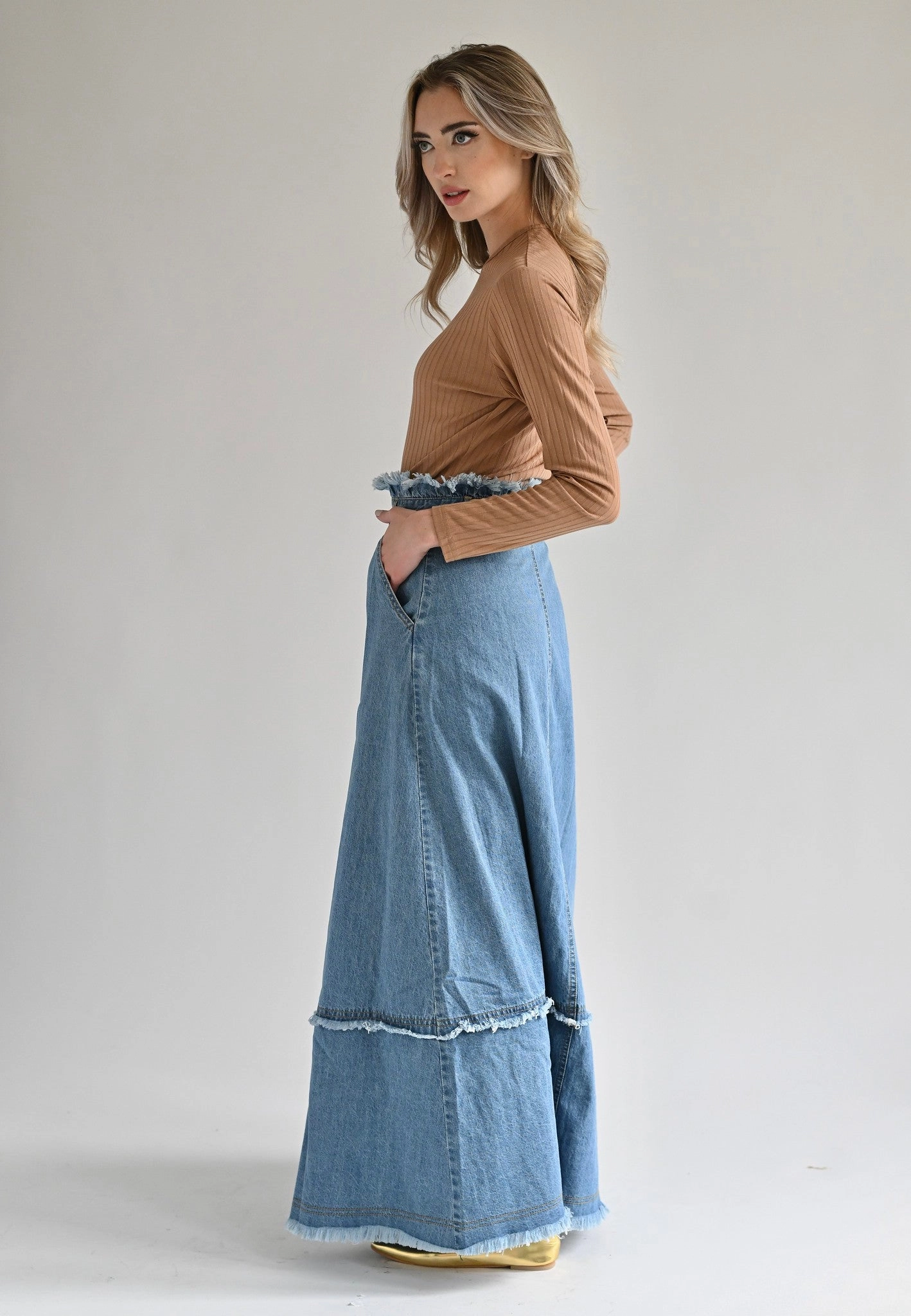Lee Denim Skirt Outfit Lookbook
