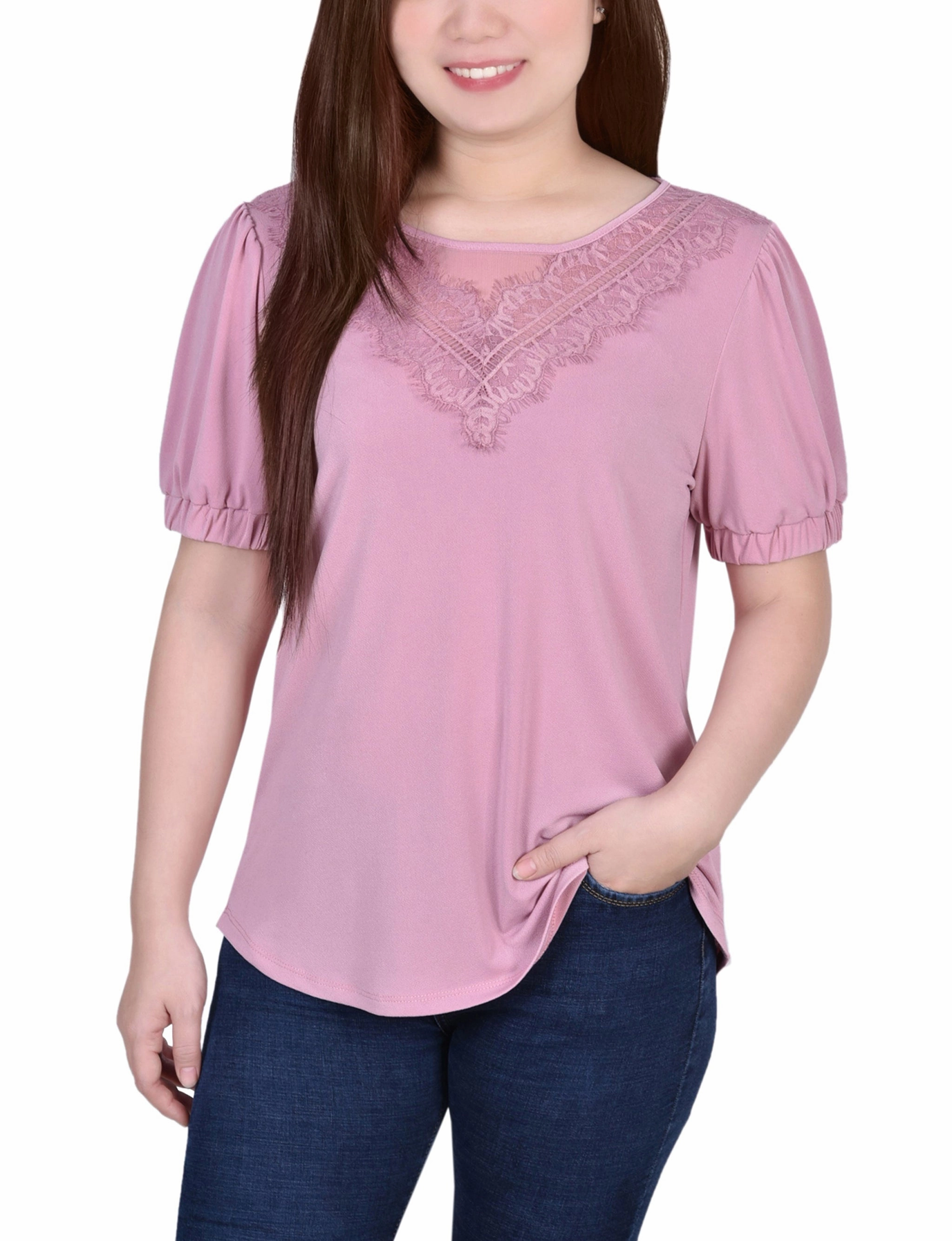 Professional Look Sporty Design Short Puff Sleeve Top With Lace