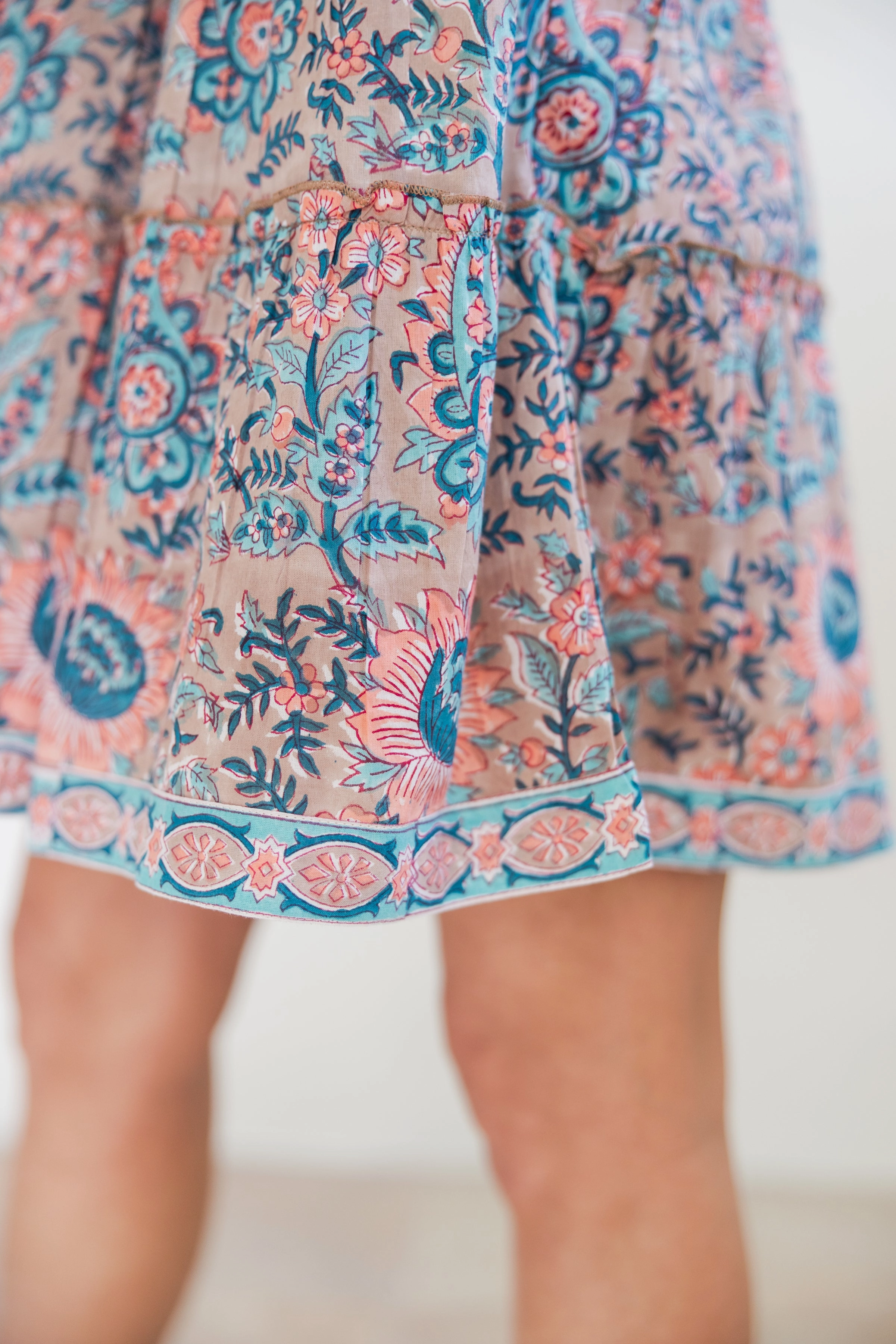 Sleeveless Rye Dress Sand Dune Snag-Resistant