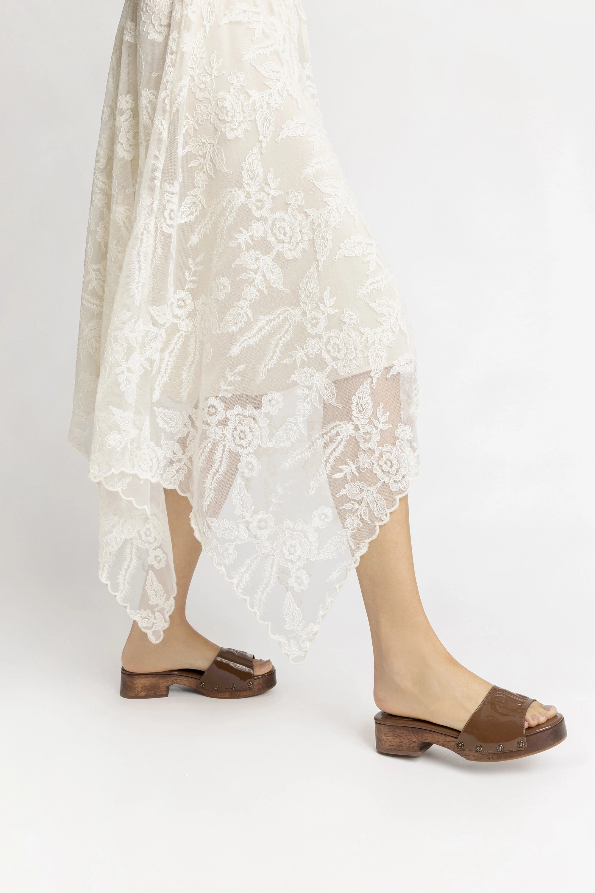 Zuzi Mule In Burnt Umber Patent Leather Leg Long