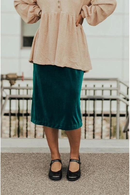 Carrie Stretch Velvet Skirt Peacock Minimal Design