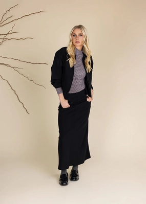 Winter Staple Story Black Booker Skirt W-20239