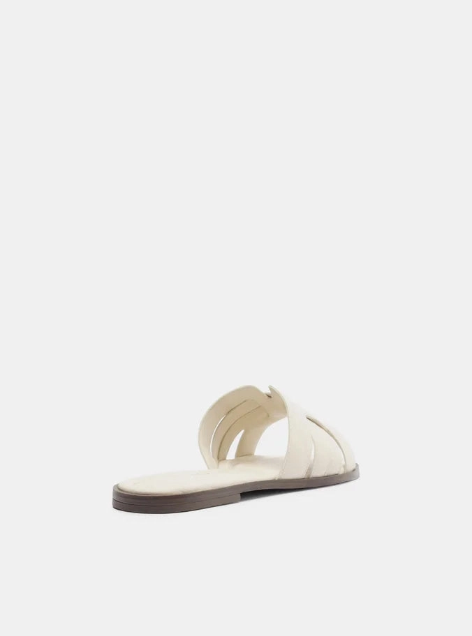 Hanna Leather Flat Outdoor Adventure Neutral Look